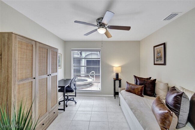 property at 2033 SE 27th Terrace