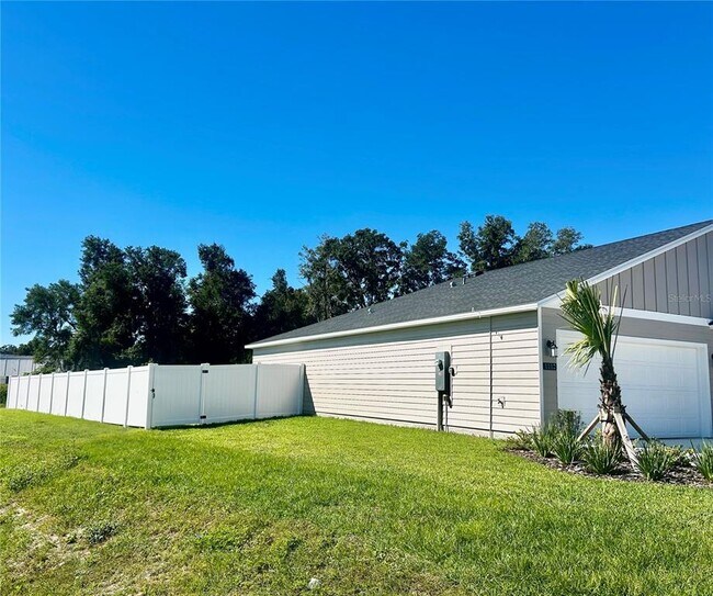 1112 NW 48th Terrace in Ocala, FL - Building Photo - Building Photo