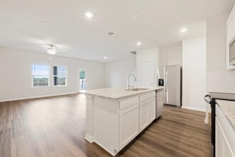 104 Cinnabar Ln in Kyle, TX - Foto de edificio - Building Photo