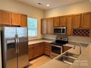 3206 Hiram St in Charlotte, NC - Building Photo - Building Photo