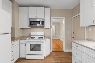 275 Sterling Ave in Buffalo, NY - Building Photo - Building Photo