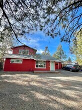 1421 NE 8th St in Bend, OR - Building Photo - Building Photo