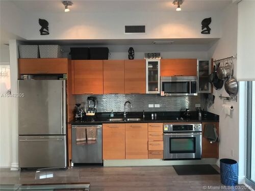 3470 E Coast Ave-Unit -H2005 in Miami, FL - Building Photo