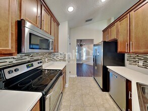 705 Turkey Point Dr in Orange Park, FL - Foto de edificio - Building Photo