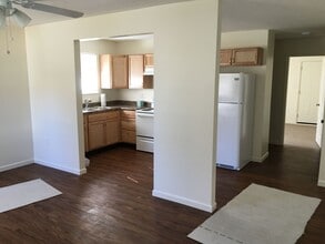 2503-2507 Lakeview Dr in Morristown, TN - Building Photo - Building Photo