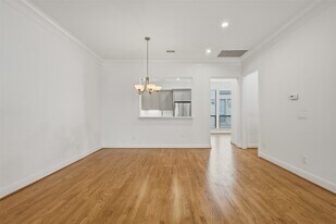 6130 Hamman St in Houston, TX - Building Photo