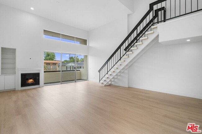 property at 10511 Ashton Ave