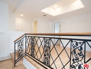 1655 Selby Ave in Los Angeles, CA - Building Photo - Building Photo