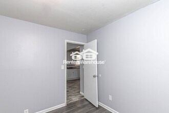 10741 Cambridge Ave in Kansas City, MO - Building Photo - Building Photo