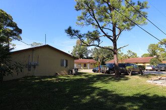 Neil Road Apartments in West Palm Beach, FL - Building Photo - Building Photo