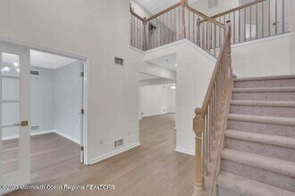 380 Sapphire Dr in Jackson Township, NJ - Building Photo - Building Photo