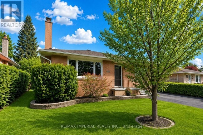 property at 711 Gilbert St W