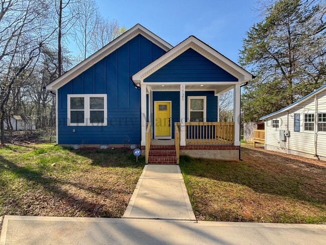 property at 1121 Wilmington Ave