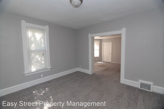 805 W 15th St in Davenport, IA - Building Photo - Building Photo