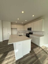 25747 W Yorkshire Dr in Plainfield, IL - Building Photo - Building Photo