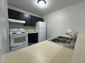 940 27th St in Clarinda, IA - Building Photo - Building Photo