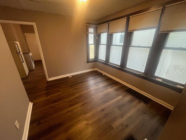 358 S Terrace Ave in Columbus, OH - Building Photo - Building Photo