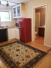 1432 W 16th St, Unit Studio in Los Angeles, CA - Foto de edificio - Building Photo