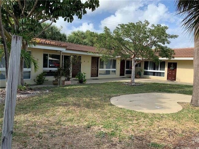 2809 Middle River Dr