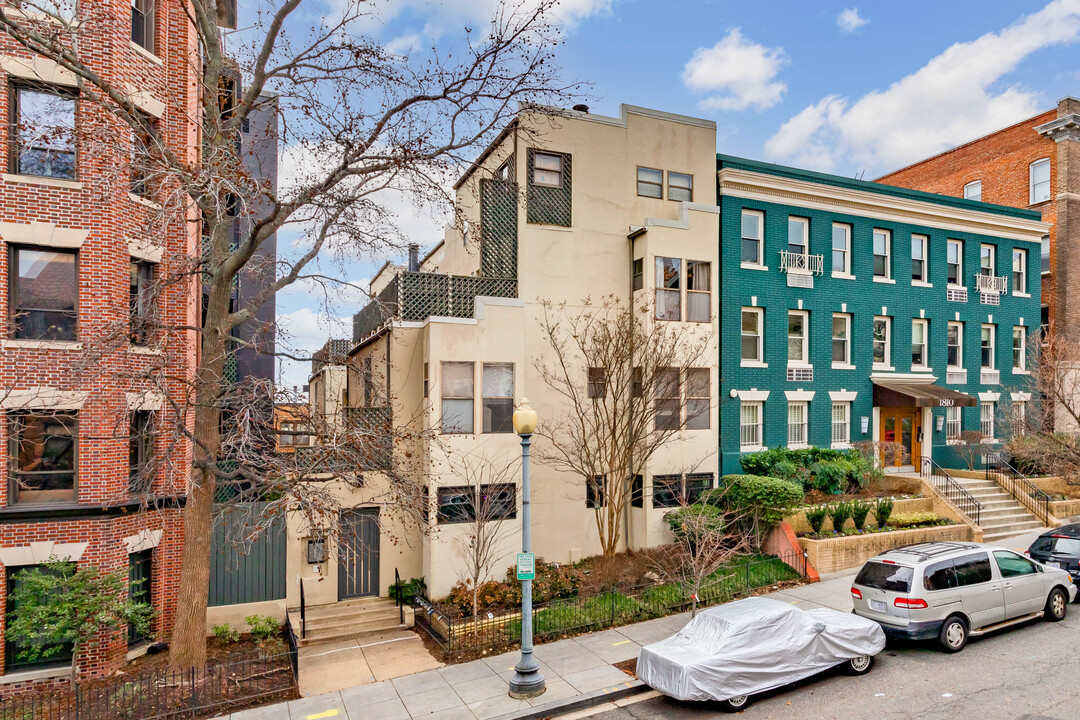 1808 California St Nw in Washington, DC - Foto de edificio