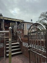 109-04 Myrtle Ave in Queens, NY - Building Photo