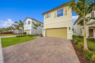 2448 SE 27th Terrace in Homestead, FL - Building Photo - Building Photo