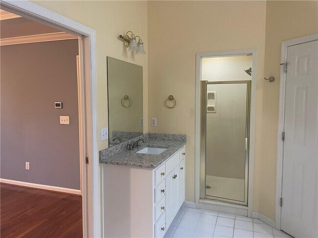 5450 Heathridge Terrace in Duluth, GA - Building Photo - Building Photo