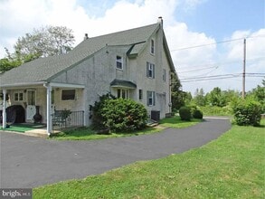 1153 Greeley Ave in Ivyland, PA - Building Photo - Building Photo