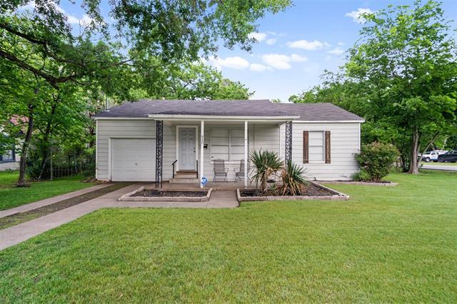 920 N Virginia St in Terrell, TX - Building Photo - Building Photo