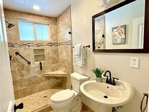 23010 Sunset Crossing Rd in Diamond Bar, CA - Building Photo - Building Photo