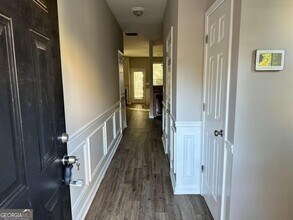 4295 Youngstown Cir in Stone Mountain, GA - Building Photo - Building Photo
