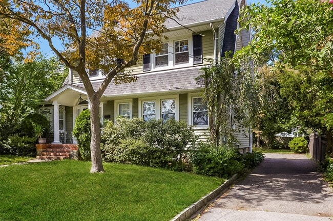 property at 15 Roosevelt Ave