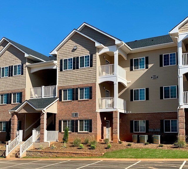 Autumn Park 2 in Boiling Springs, SC - Building Photo