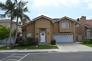 28452 Via Cynthia in Laguna Niguel, CA - Building Photo