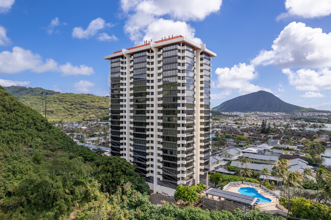 Mount Terrace Condominiums in Honolulu, HI - Building Photo - Building Photo