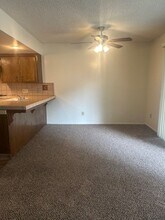 2800 Barrington St in Bakersfield, CA - Building Photo - Building Photo