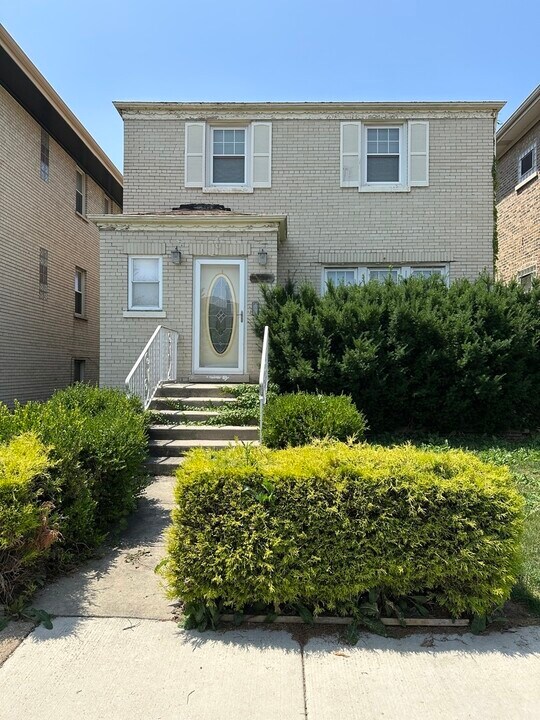 1644 Clarence Ave in Berwyn, IL - Building Photo