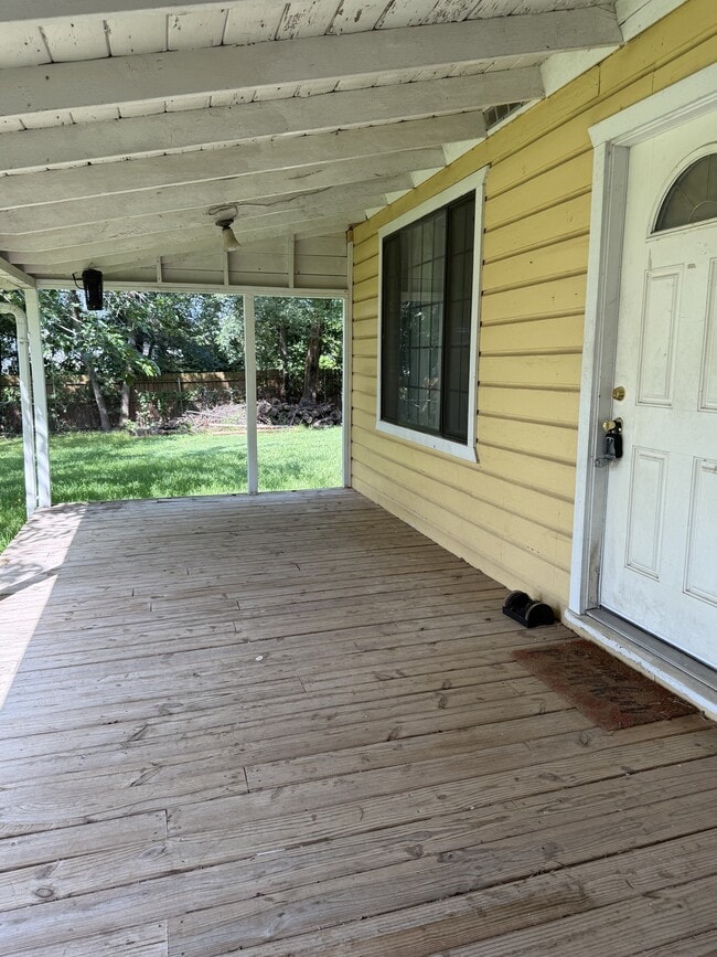 property at 2374 Arrow Ln