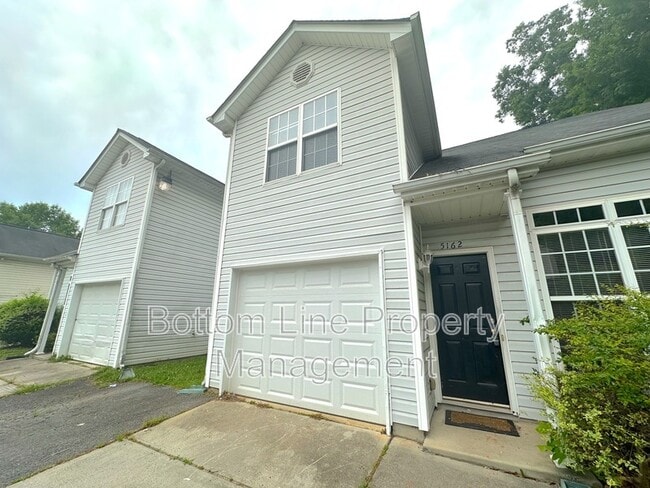5162 Brooktree Dr in Charlotte, NC - Building Photo - Building Photo