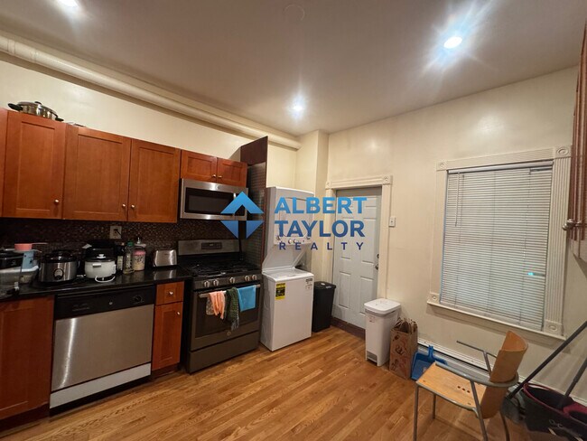 45 School St, Unit 2 in Boston, MA - Building Photo - Building Photo