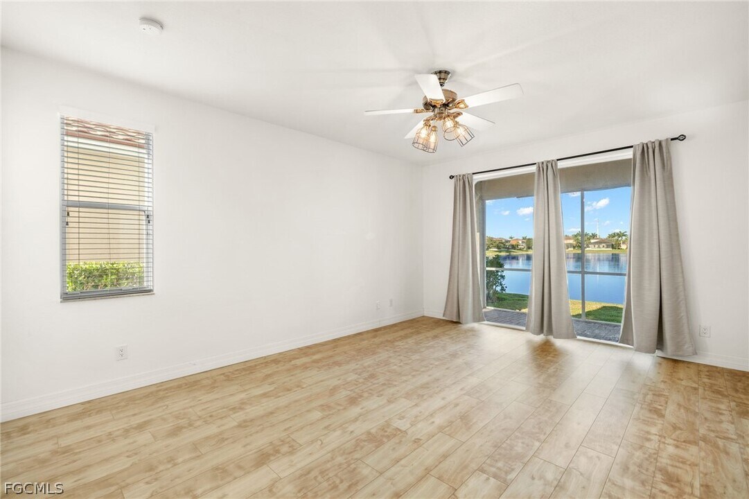 17030 Tremont St in Ft. Myers, FL - Building Photo