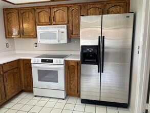 11878 Calle Del Cid in Yuma, AZ - Foto de edificio - Building Photo