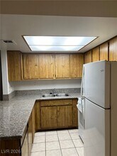 2245 N Jones Blvd in Las Vegas, NV - Building Photo - Building Photo