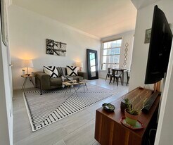 702 Ash St, Unit 500 in San Diego, CA - Building Photo