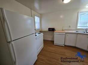 608 Parkhill Dr in Billings, MT - Building Photo - Building Photo