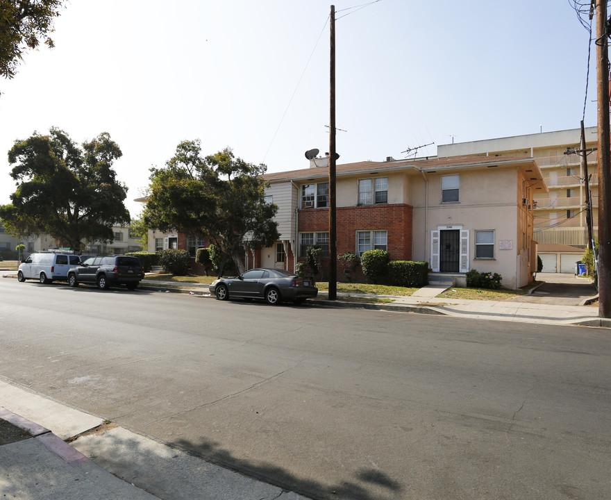 3730-3740 W 9th St in Los Angeles, CA - Building Photo