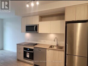 100-100 Dalhousie St in Toronto, ON - Building Photo - Building Photo