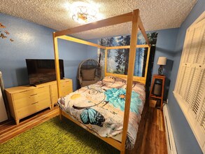 3314 Hiland Dr in Anchorage, AK - Building Photo - Building Photo