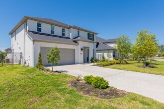 146 Renodes Garden Ln in Tomball, TX - Building Photo - Building Photo