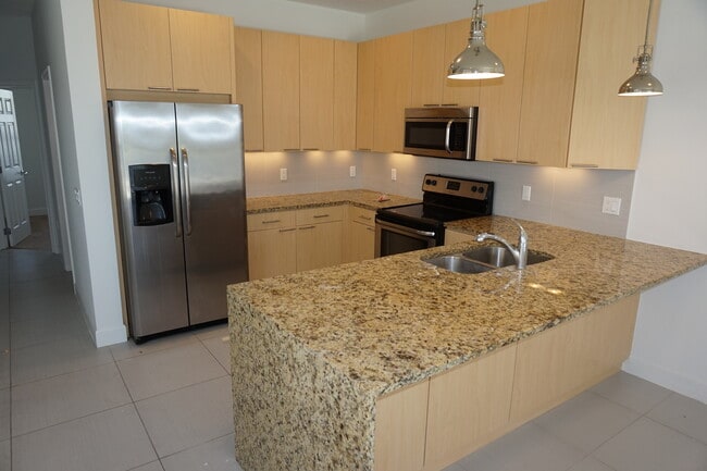 17528 Placidity Ave in Clermont, FL - Building Photo - Building Photo